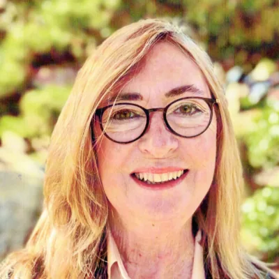 Tina Logan, LMFT – Licensed Marriage and Family Therapist